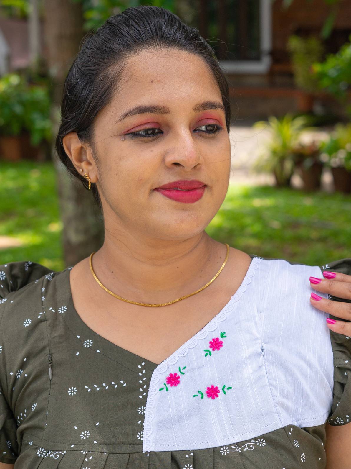 TRAIN EMBROIDERY - Image 3